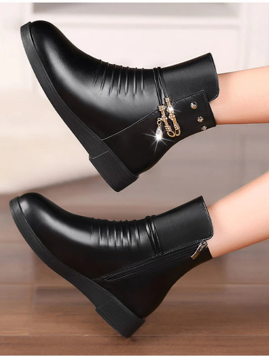 Vinterstövlar för Kvinnor – Äkta Läder med Ullfodring