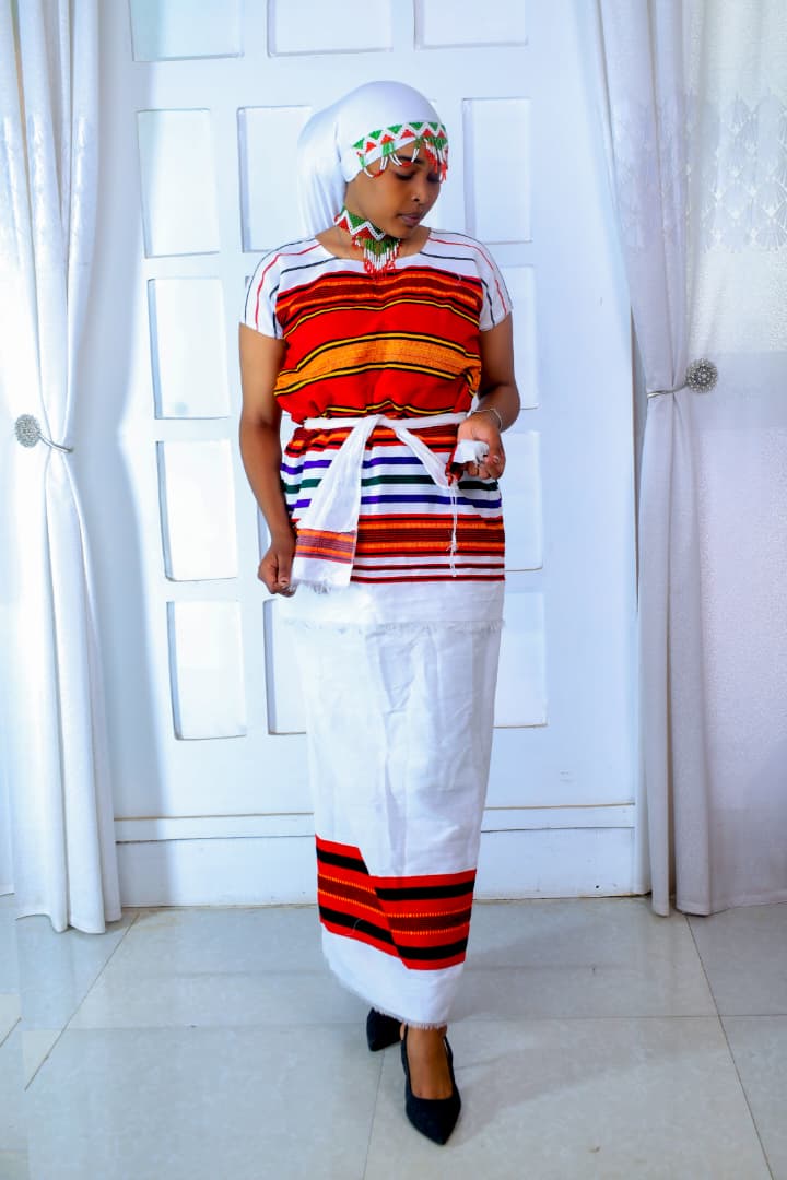 Baalee Traditionell Damklänning