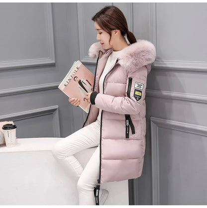Vinterjacka för Kvinnor – Parkas med Stor Pälskrage & Vaddering