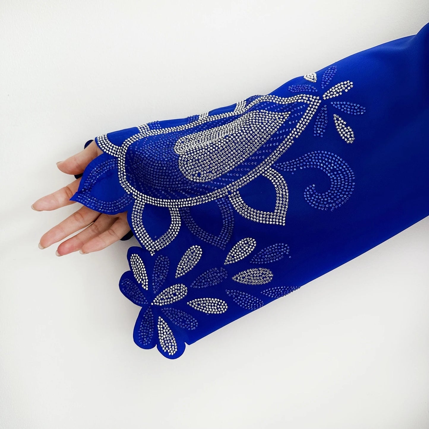 Damabaya – Chiffon med diamantdetaljer, lös passform