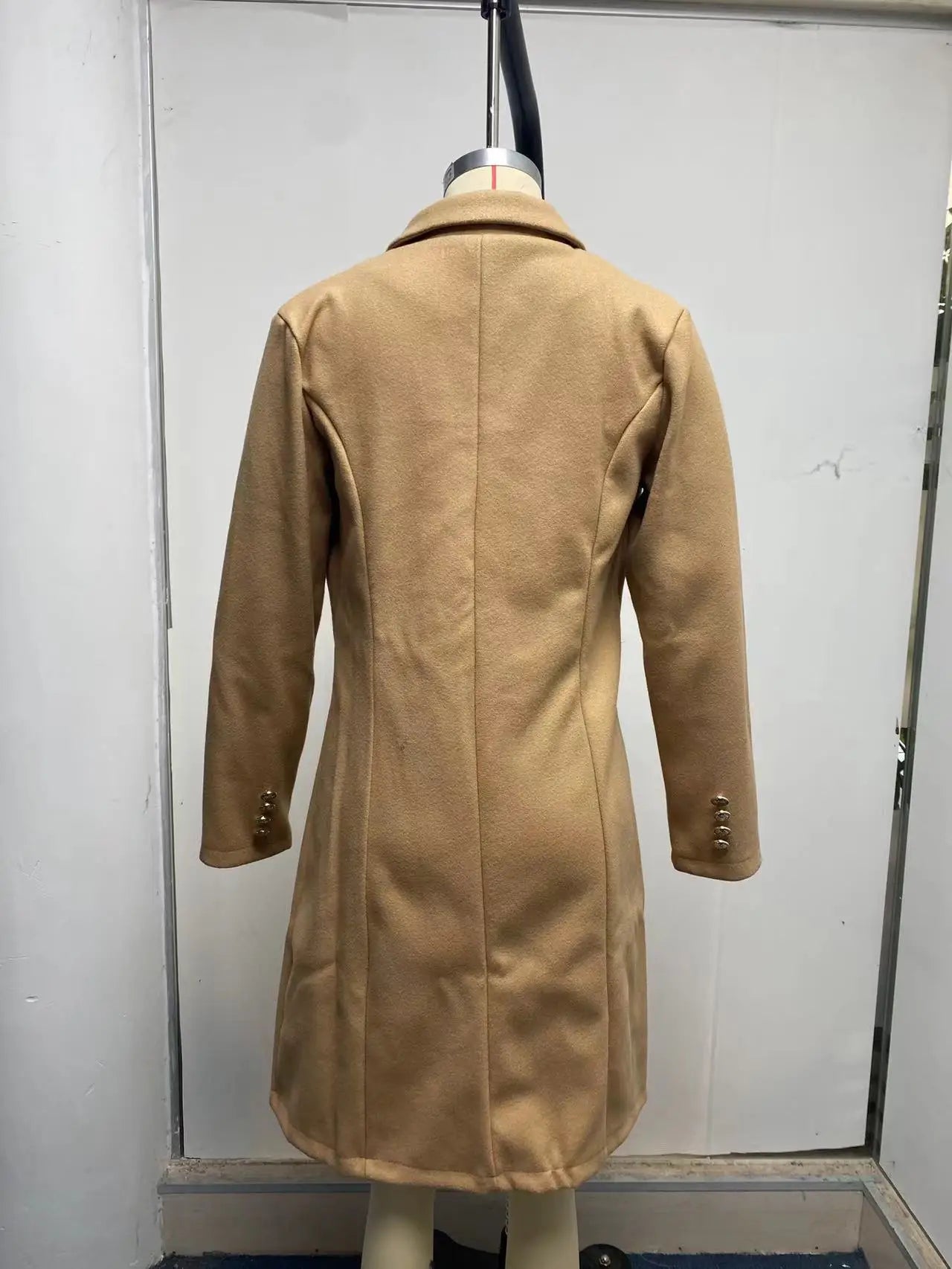 Damkappa i ull – lång trenchcoat, höst/vinter