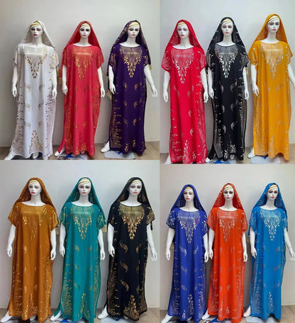 Sommarabaya – Kortärmad med guldfärgade tryck och matchande sjal