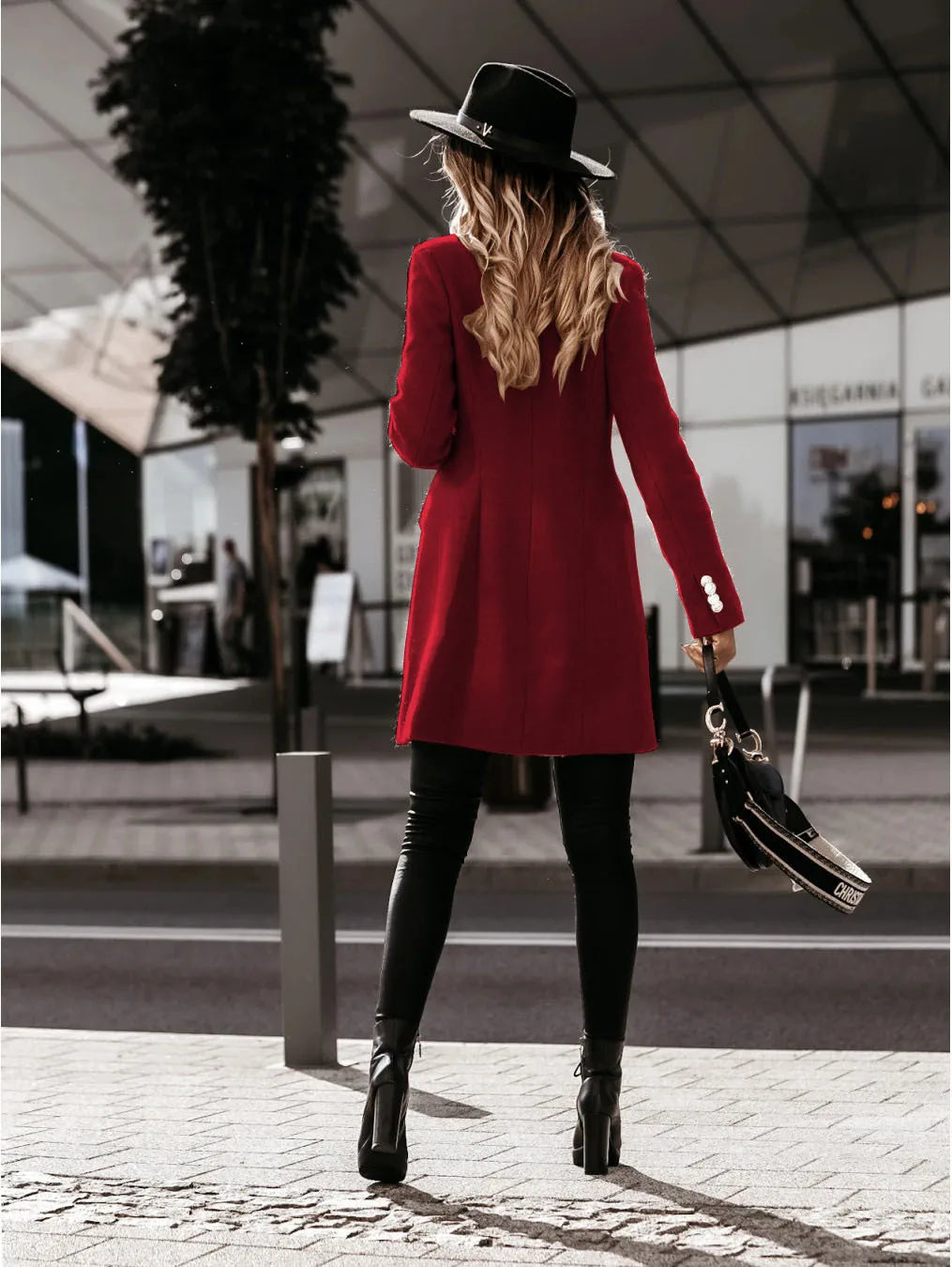 Damkappa i ull – Elegant slim fit, dubbelknäppt vinterfavorit för höst och vinter