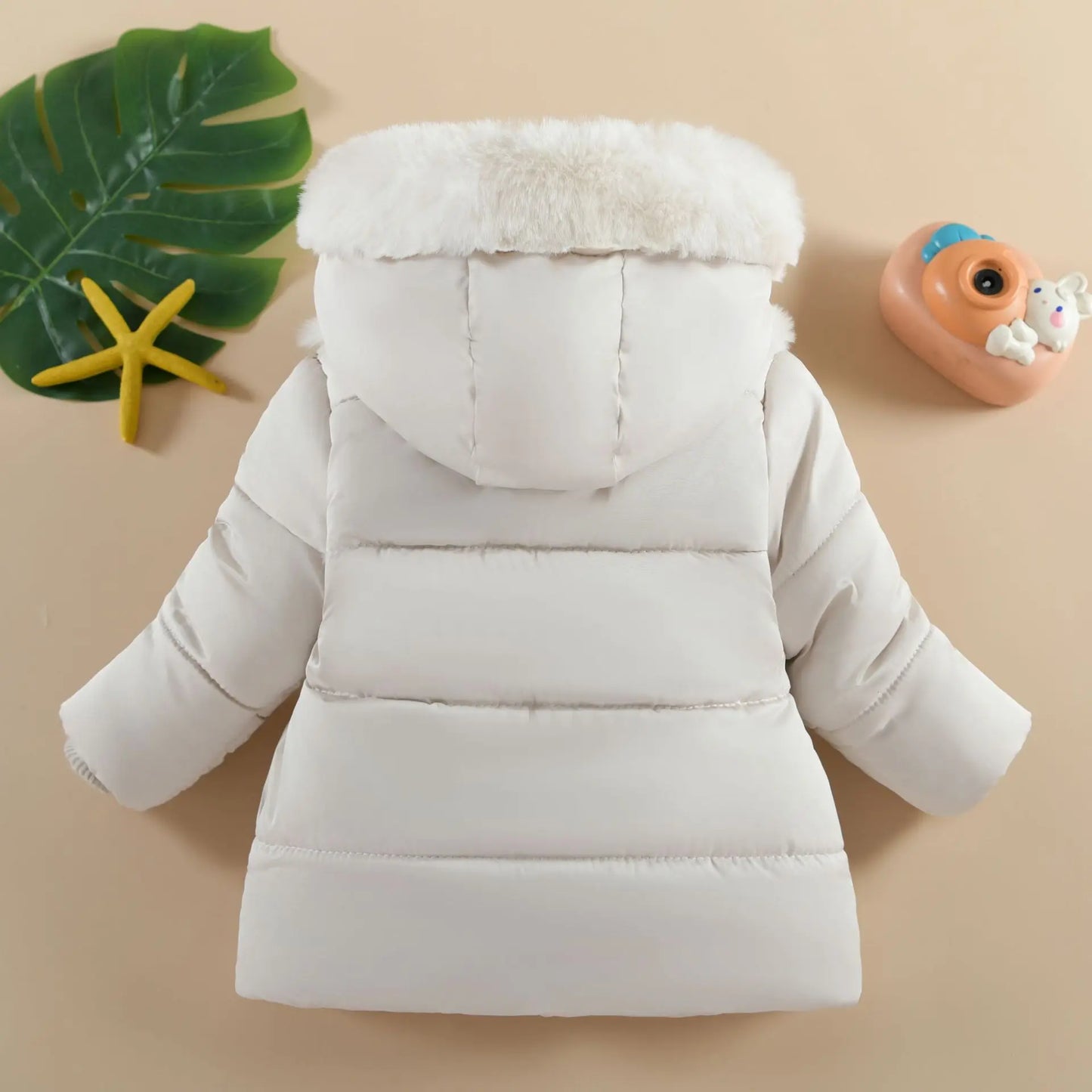 Vinterjacka för Flickor 1–4 år – Hooded Down Jacket med Fjärilsdetalj