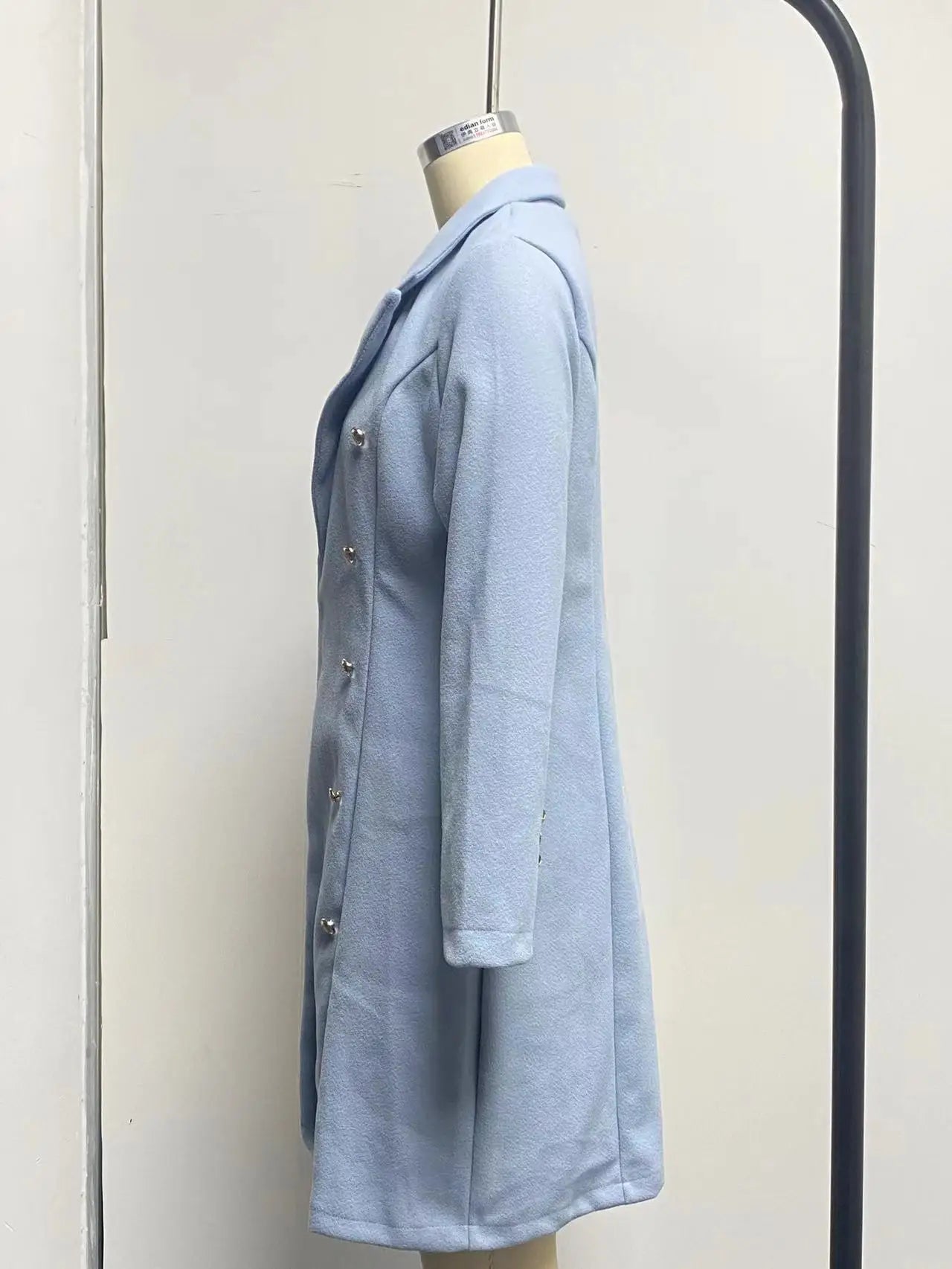 Damkappa i ull – Elegant slim fit, dubbelknäppt vinterfavorit för höst och vinter