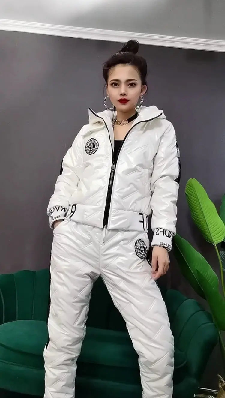 Vinterset för Dam – Glansig Parka & Tjocka Byxor i Oversize Stil