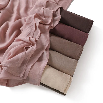 Damhijab / sjal - Tillverkad i mjuk rayon med fransdetaljer