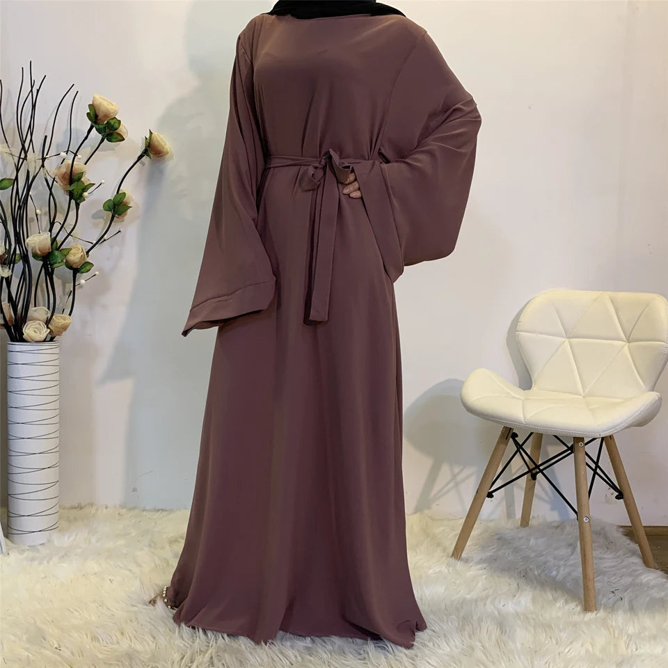 Elegant och lös abaya - för muslimska kvinnor