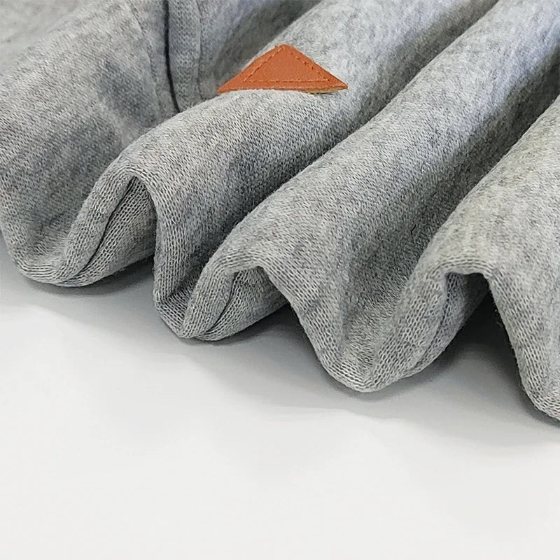 Damklänning med Hood – Knälång Fleece med LOVE-bokstäver