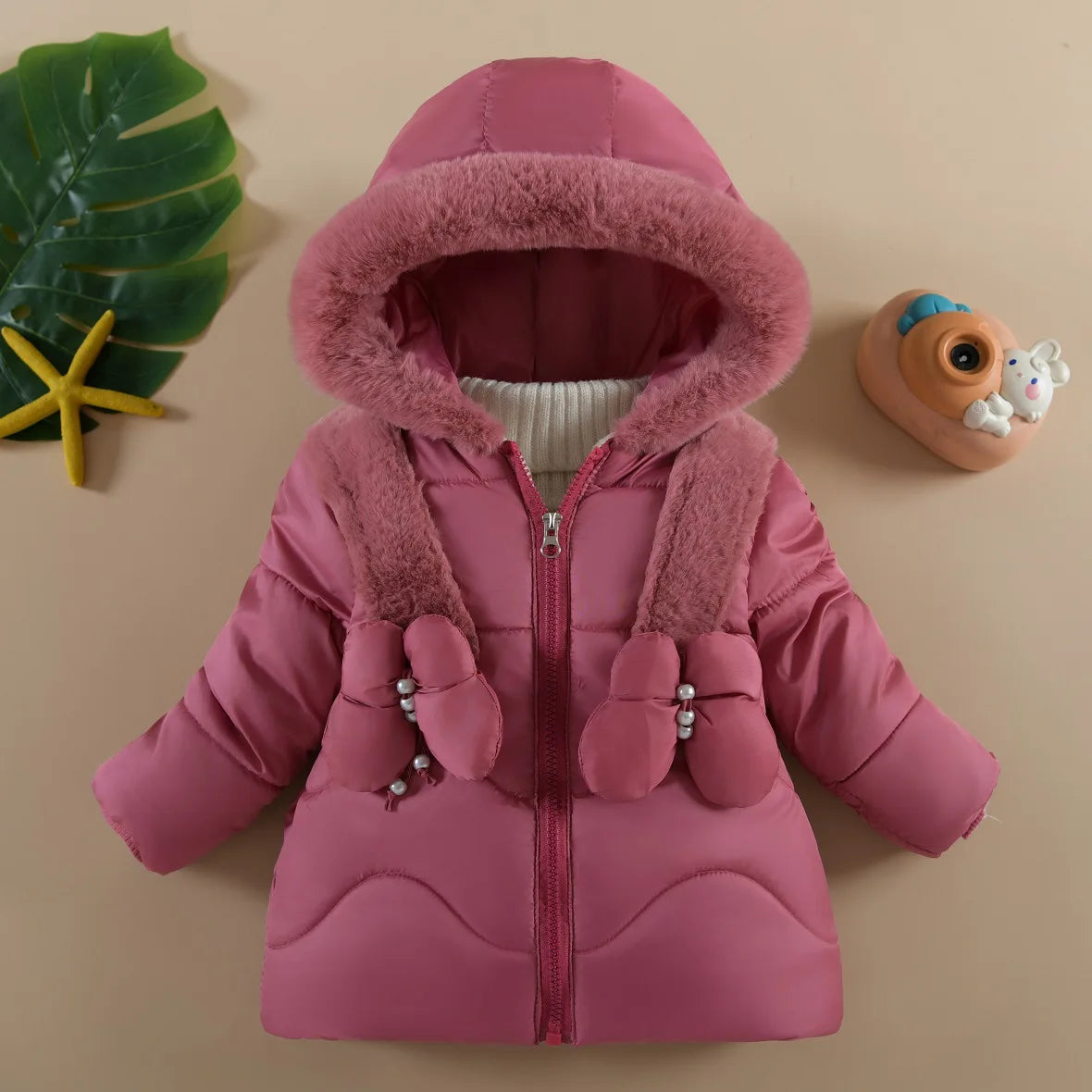 Vinterjacka för Flickor 1–4 år – Hooded Down Jacket med Fjärilsdetalj