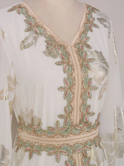 Abaya – lång kaftan, muslimsk klänning