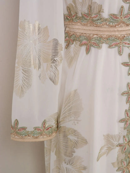 Abaya – lång kaftan, muslimsk klänning