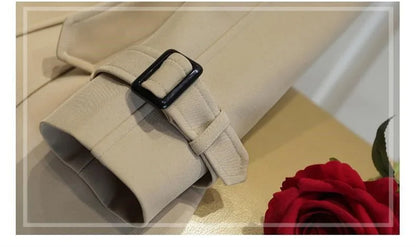 Dam trenchcoat – Lång dubbelknäppt kappa med bälte