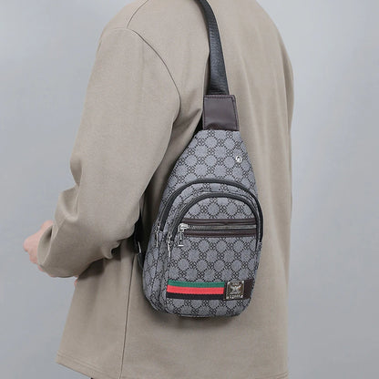 Herr Crossbody Väska – Multifunktionell Axelväska med Hörlursuttag & Stilren Design