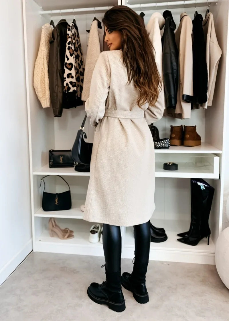 Damkappa i ull – vintage trenchcoat höst/vinter