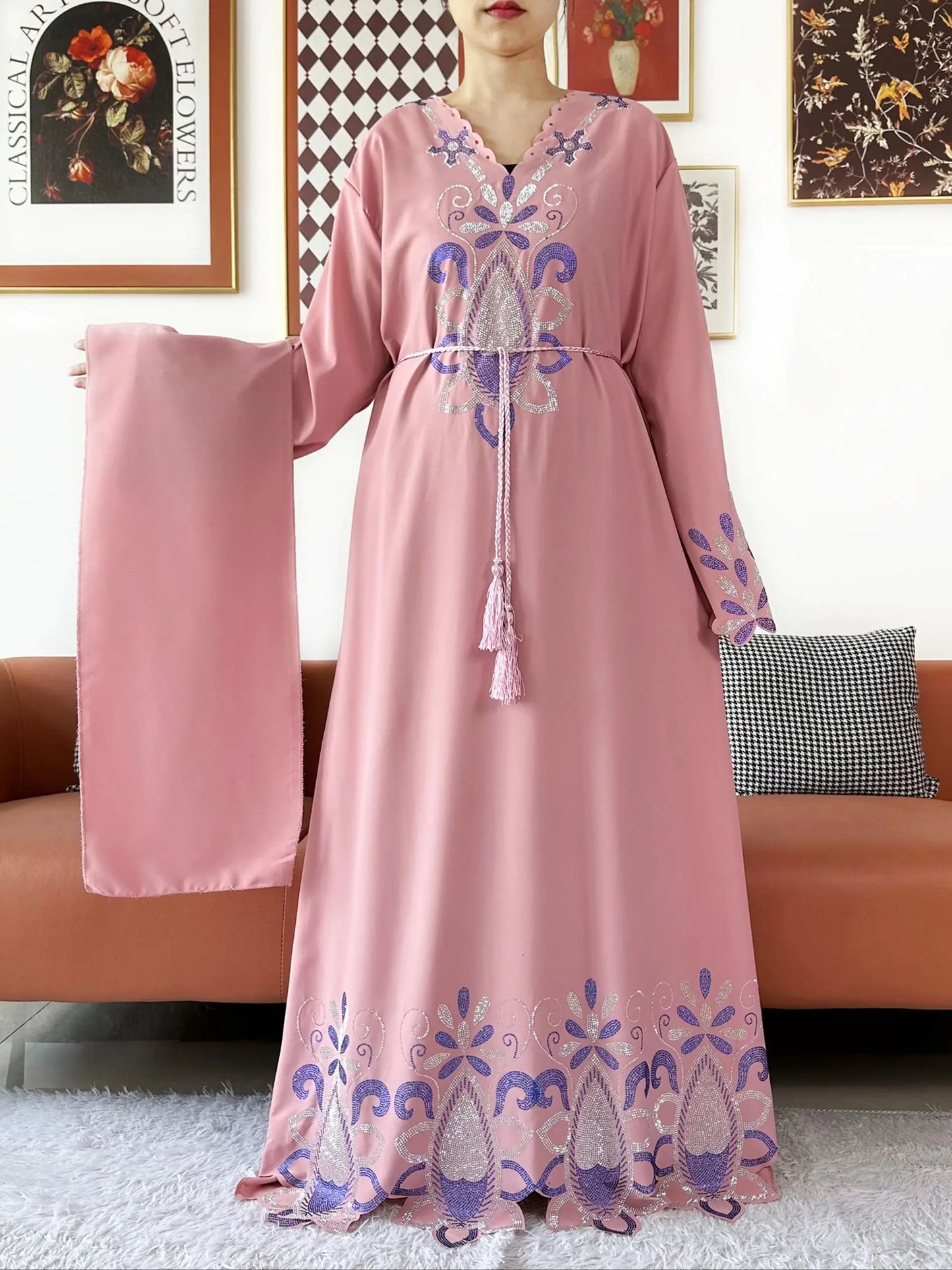 Damabaya – Chiffon med diamantdetaljer, lös passform