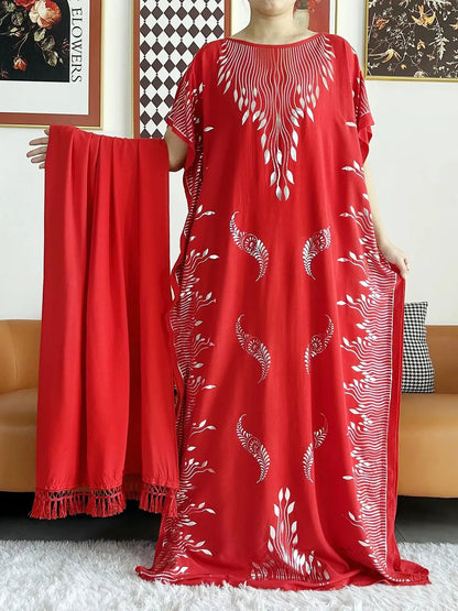 Sommarabaya – Kortärmad med guldfärgade tryck och matchande sjal