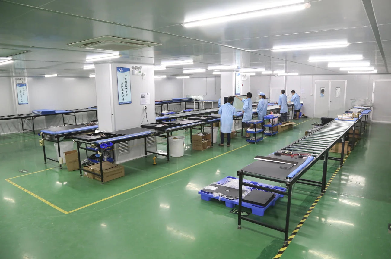 LCD Android OS Smart TV Unique Design Advertising Machine with Mobile Battery Smart Screen TV