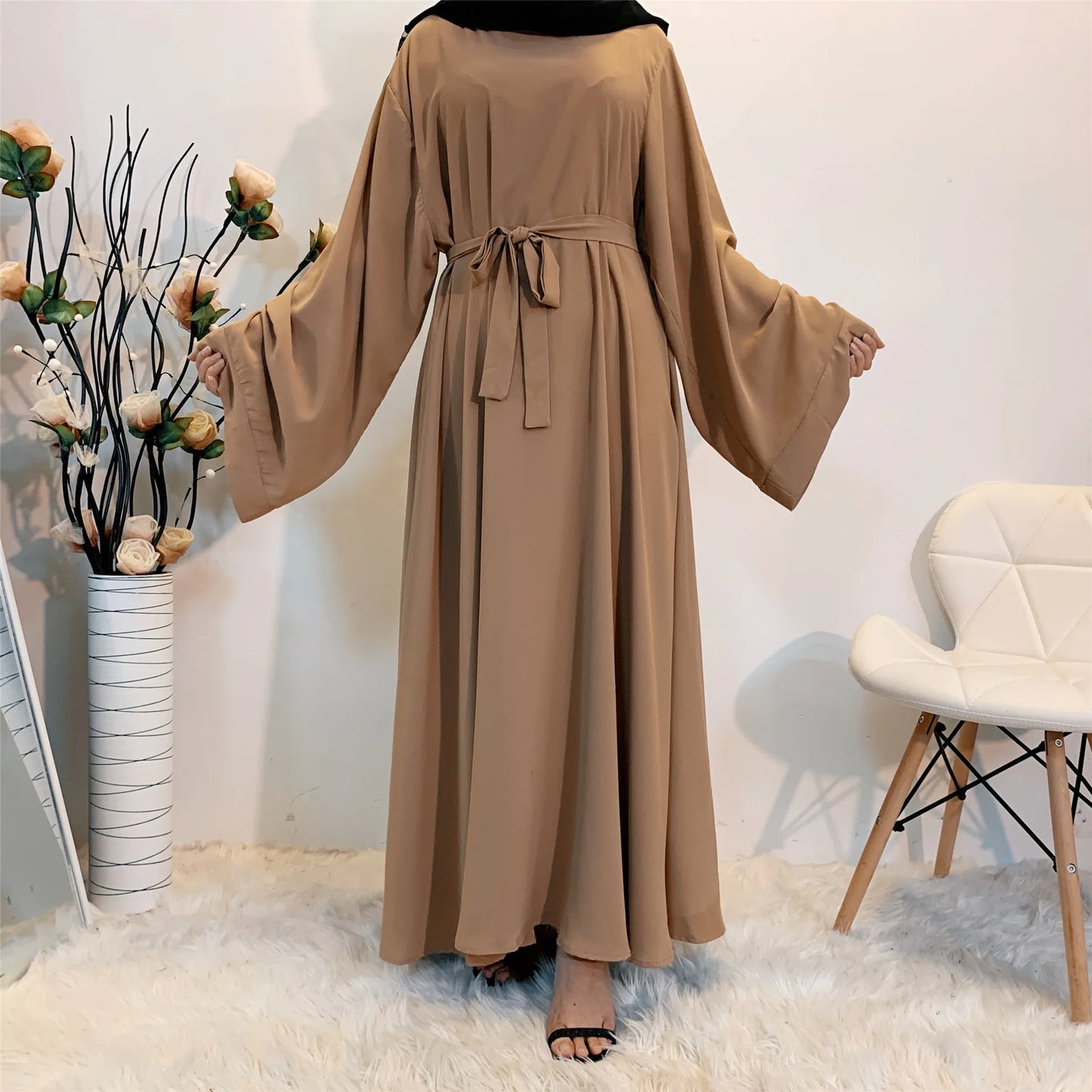 Elegant och lös abaya - för muslimska kvinnor
