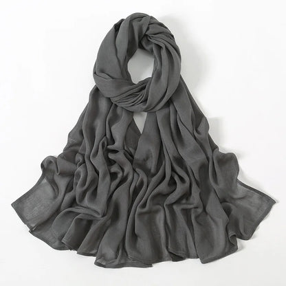 Damhijab / sjal - Tillverkad i mjuk rayon med fransdetaljer