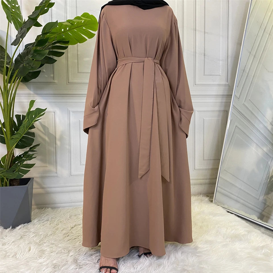 Elegant och lös abaya - för muslimska kvinnor
