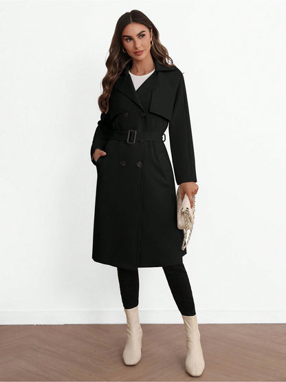 Elegant lång damkappa med bälte – minimalistisk trenchcoat i svart